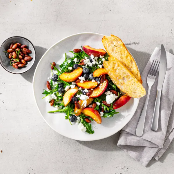 Nektarinen-Rucola-Salat