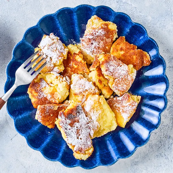 Kaiserschmarrn mit Apfelmus