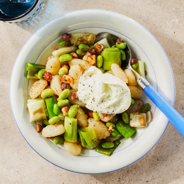 Gnocchi mit karamellisiertem Lauch und Mozzarella