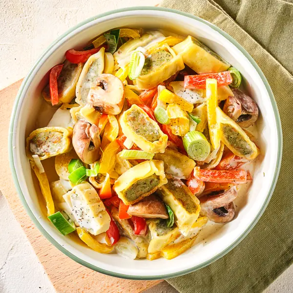 Bunte One-Pot Maultaschen-Pfanne