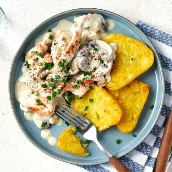 Putengeschnetzeltes Jäger Art mit Rösti