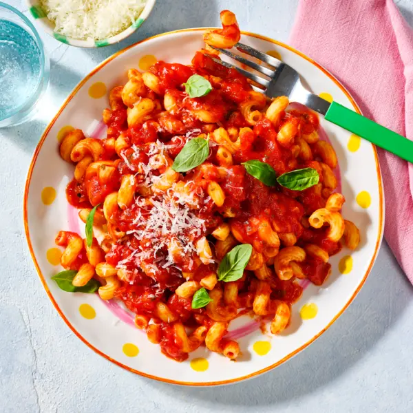 Spiralnudeln mit Tomatensoße