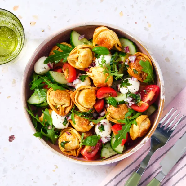 Crispy Tortelloni-Salat