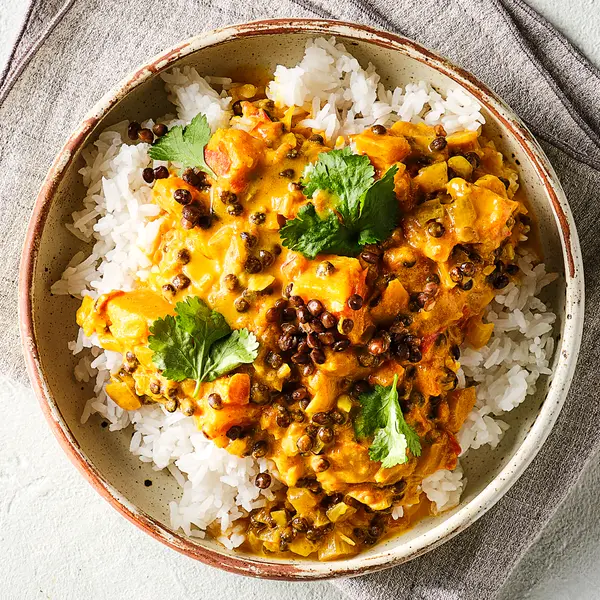 Curry mit Kürbis und Linsen