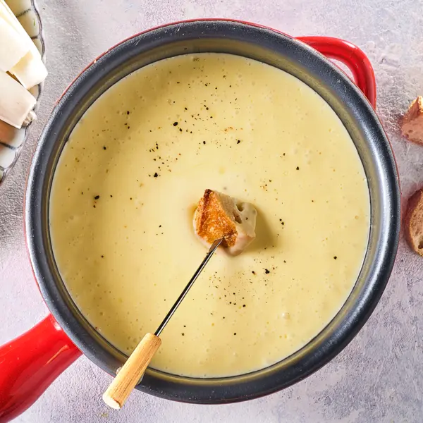 Käsefondue nach Schweizer Art